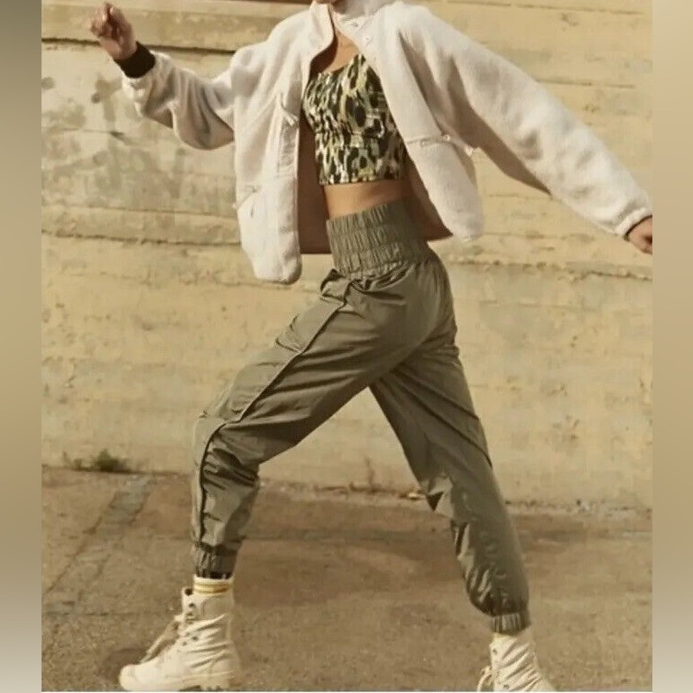 FREE PEOPLE the way home joggers